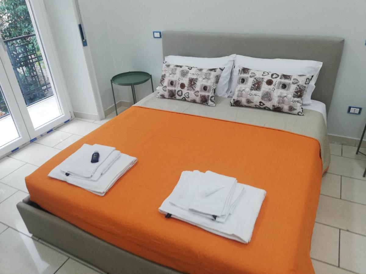 Bed and Breakfast Binario 3 Éboli Exterior foto